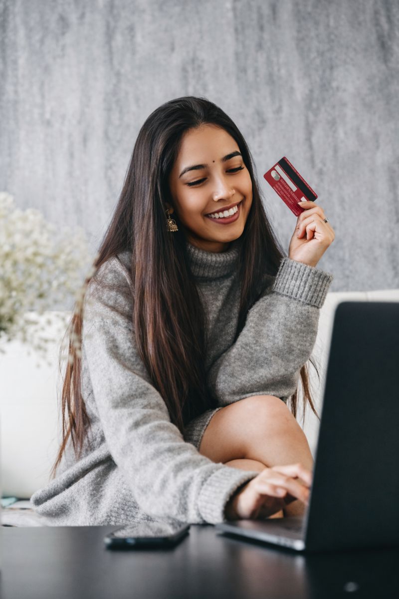 Woman shopping online